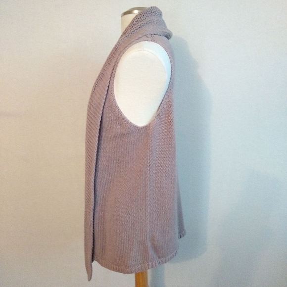 Gap Sleeveless Knit Cardigan Sweater - Picture 2 of 8